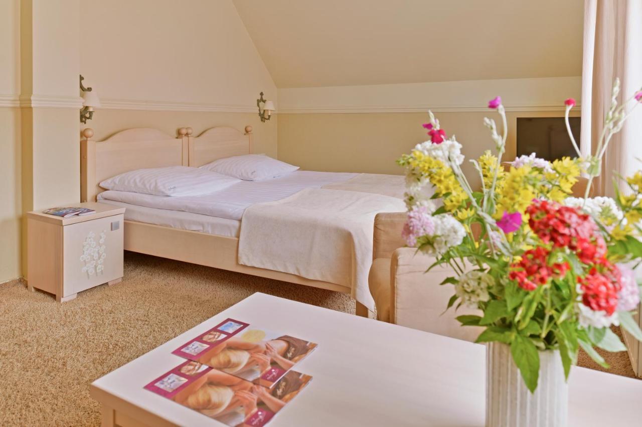 Afrodyta Spa & Wellness Resort Ośno Lubuskie Exteriér fotografie